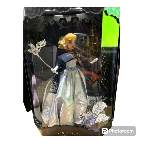Designer Collection Midnight Masquerade Cinderella Doll - Picture 4 of 5